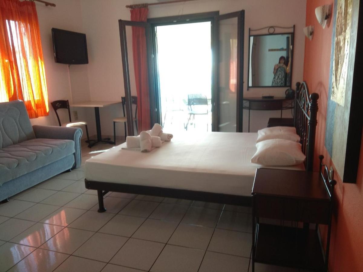 Marinos Aparts Aparthotel Sívota Екстериор снимка