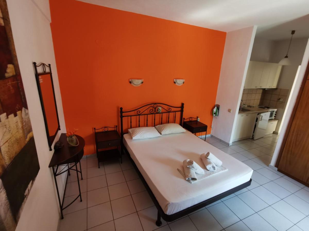 Marinos Aparts Aparthotel Sívota Екстериор снимка