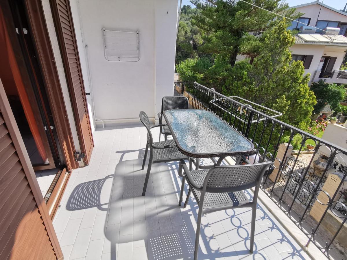 Marinos Aparts Aparthotel Sívota Екстериор снимка