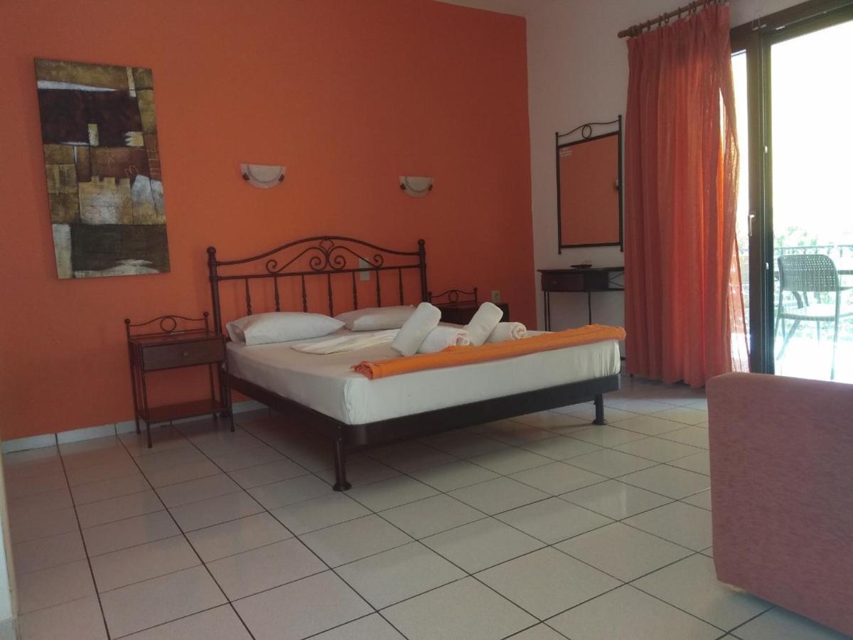 Marinos Aparts Aparthotel Sívota Екстериор снимка
