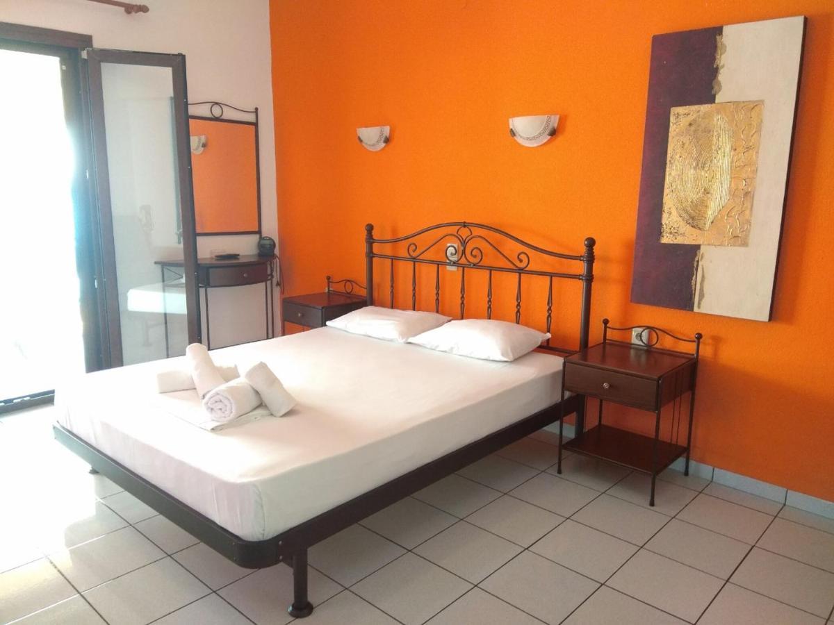 Marinos Aparts Aparthotel Sívota Екстериор снимка